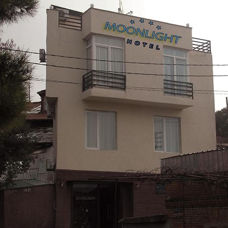 Moon Light Hotel Tbilisi ภายนอก รูปภาพ