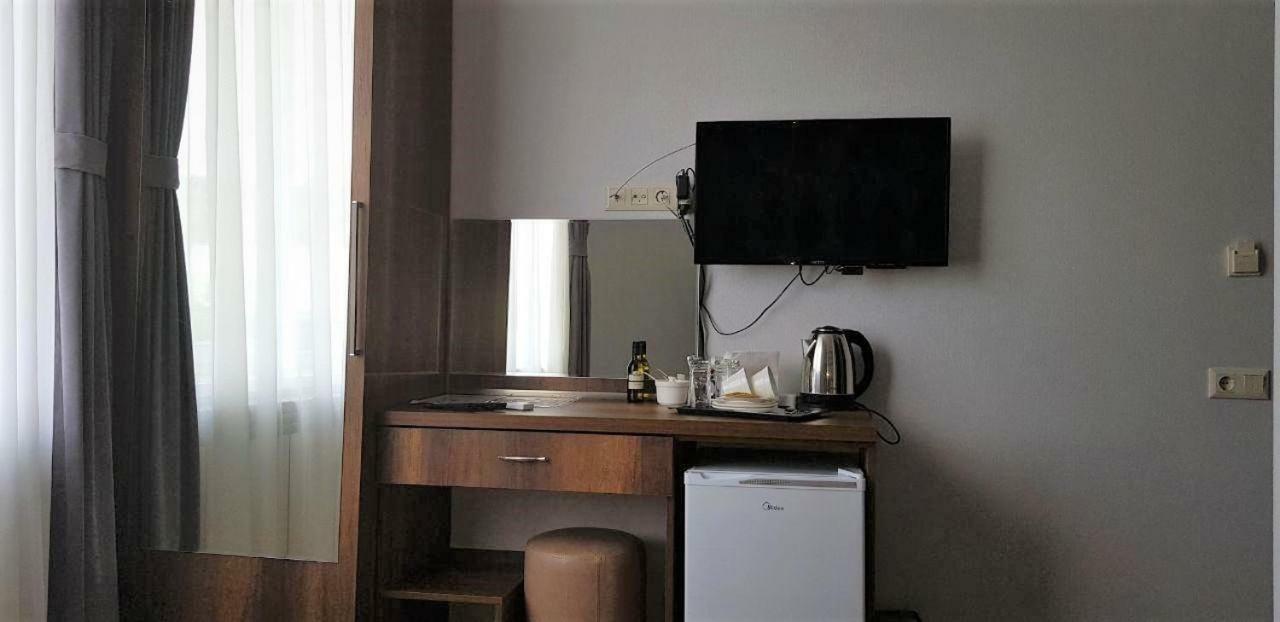 Moon Light Hotel Tbilisi ภายนอก รูปภาพ